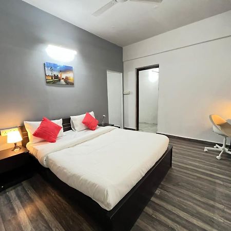 Bedchambers Serviced Apartments, Hyderabad Eksteriør billede