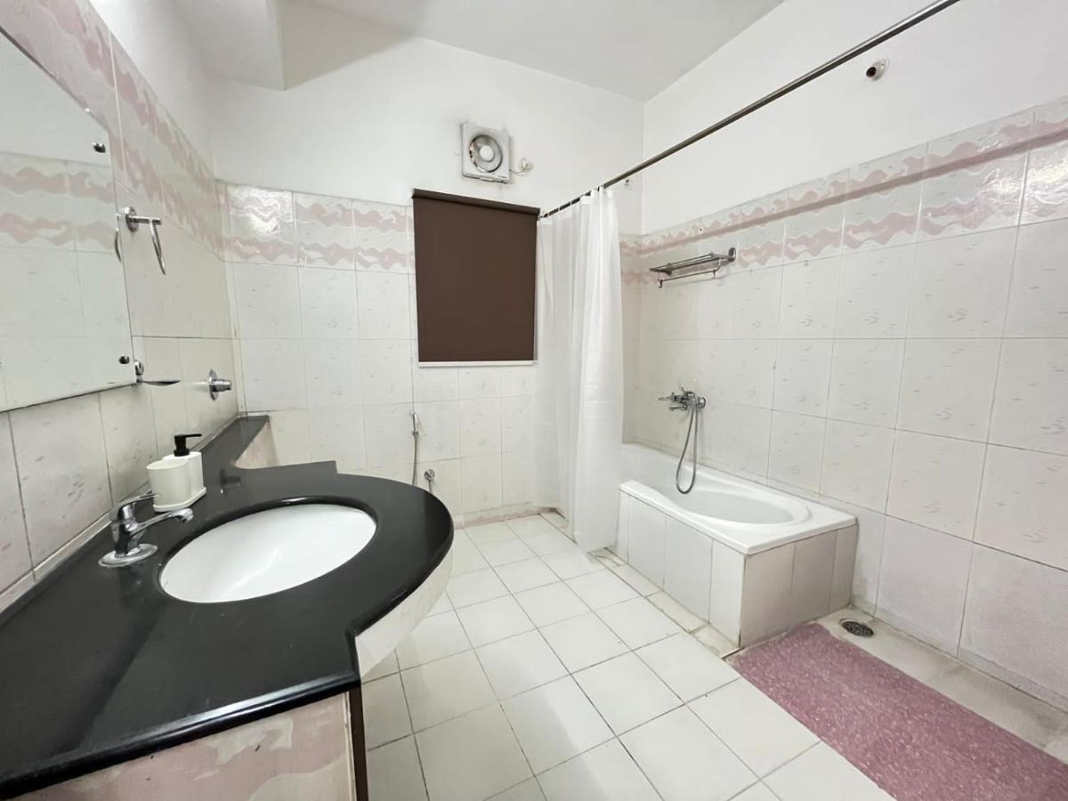 Bedchambers Serviced Apartments, Hyderabad Eksteriør billede