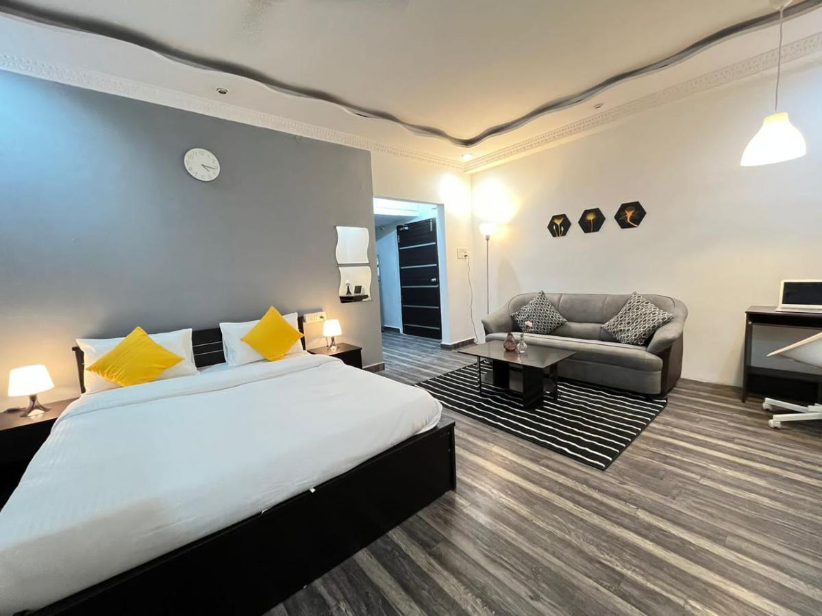 Bedchambers Serviced Apartments, Hyderabad Eksteriør billede